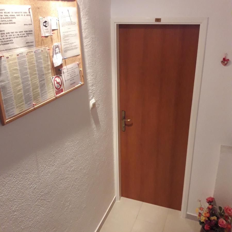 Summer Bay Apartments Сплит Экстерьер фото