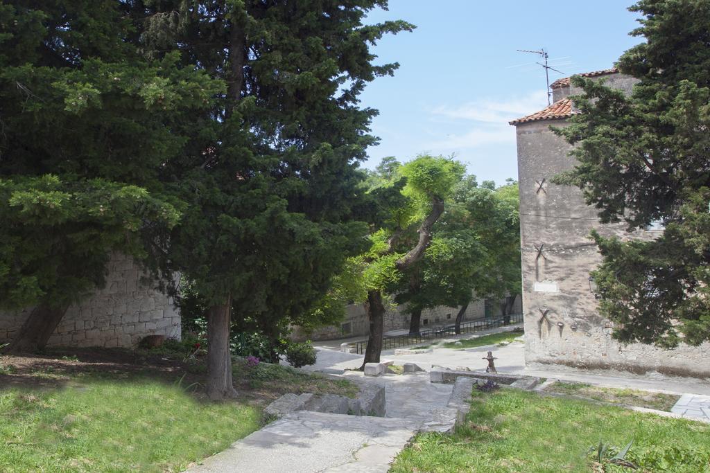 Summer Bay Apartments Сплит Экстерьер фото