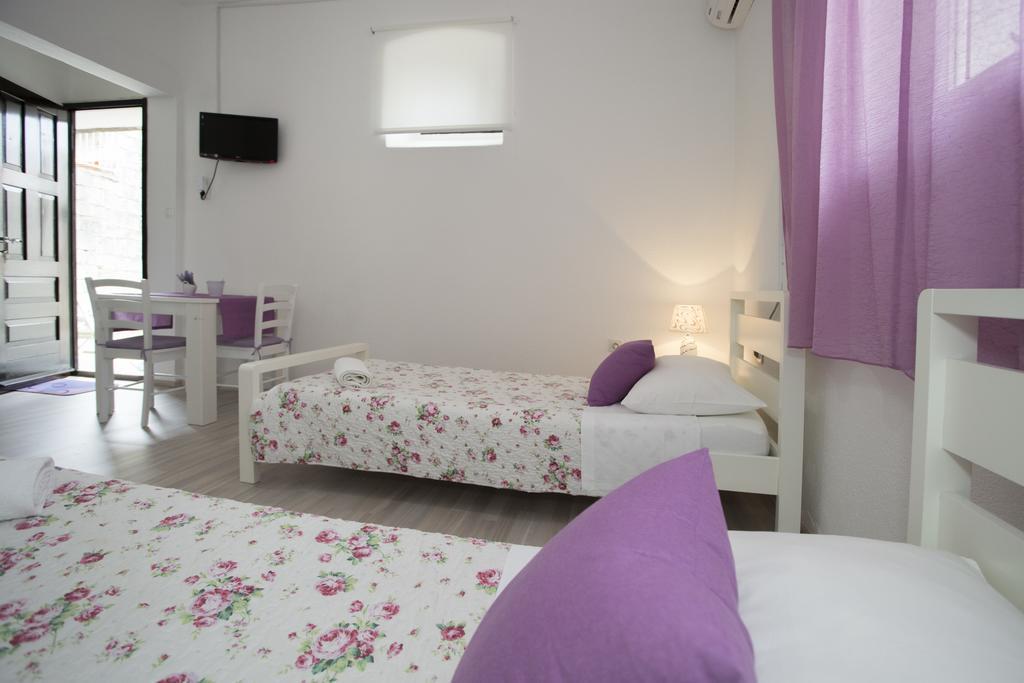 Summer Bay Apartments Сплит Экстерьер фото