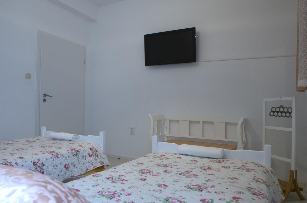 Summer Bay Apartments Сплит Экстерьер фото